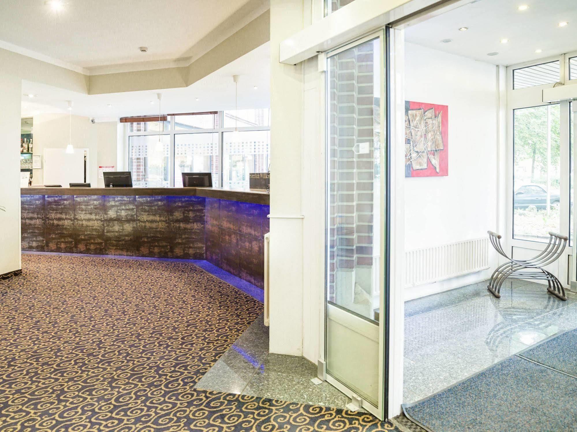 Hotel Domicil Hamburg By Golden Tulip Hamburgo Exterior foto